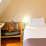 Hotel Ibis Altstadt 2*