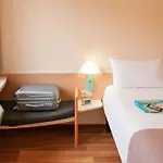 Ibis Altstadt 2*