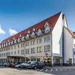 Ibis Altstadt Hotel 2*