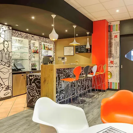 Ibis Altstadt 2*