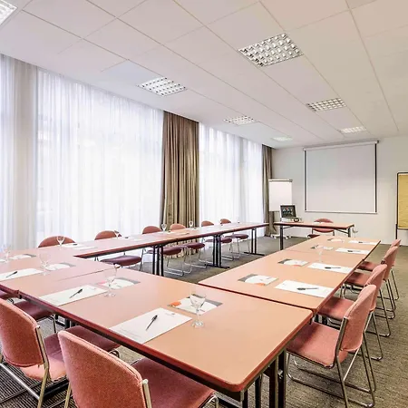 Ibis Altstadt Hotel 2*