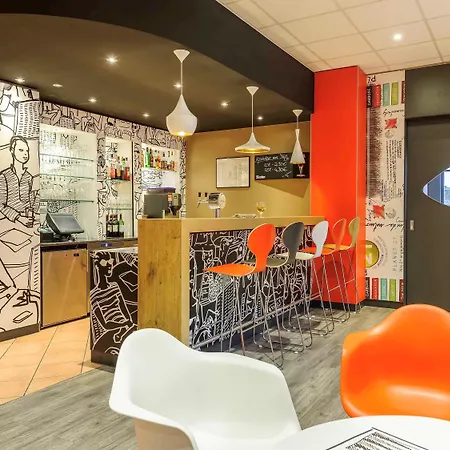 Ibis Altstadt 2*