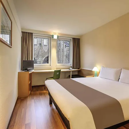 Hotell Ibis Altstadt