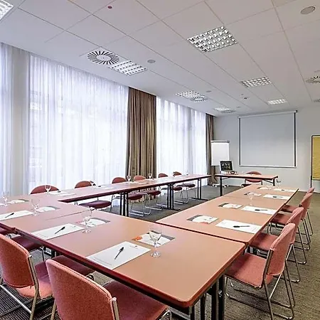 Ibis Altstadt 2* ארפורט