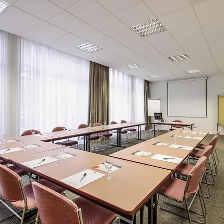 Ibis Altstadt 2*