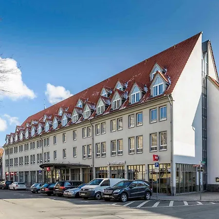 Ibis Altstadt Hotel 2*