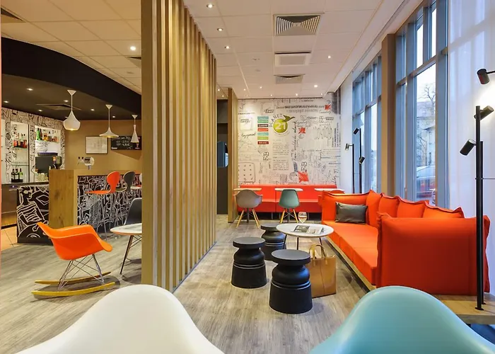 Ibis Altstadt Hotell 2*