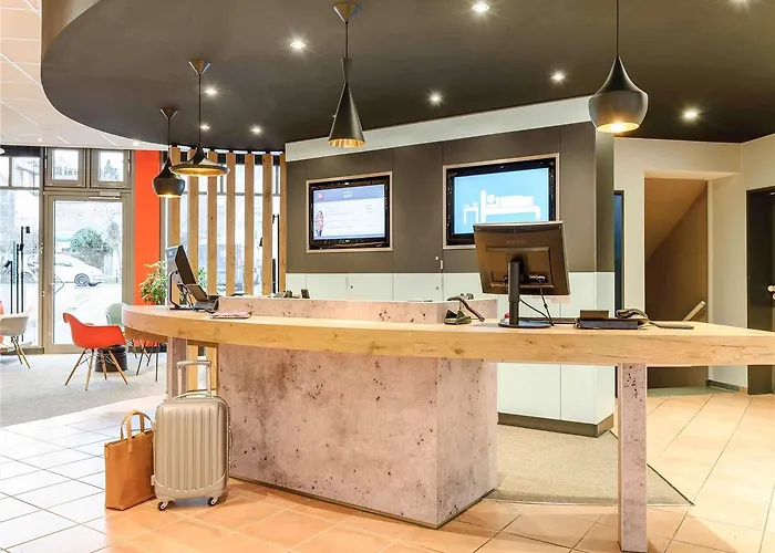 Ibis Altstadt Hotel 2*