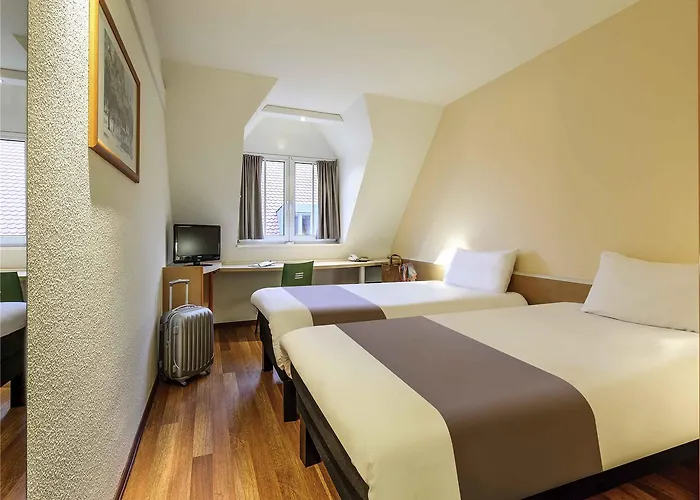 Hotel Ibis Altstadt 2*